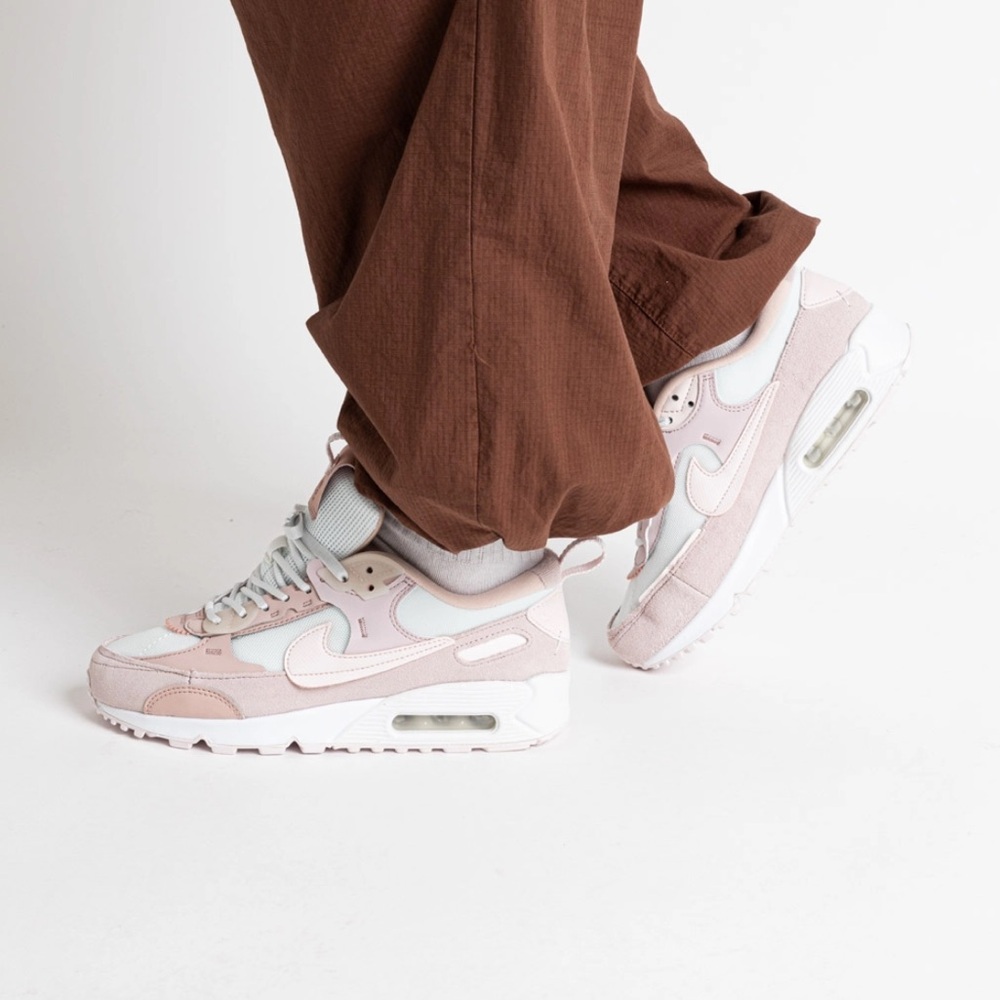 NWOB Nike (WMNS) Air Max 90 Futura 'Barely Rose'. Size 10. MSRP $186 - Picture 3 of 17